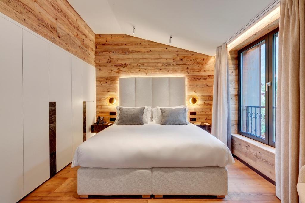 GRAND HOTEL DES ALPES ***** - 1