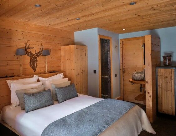 Chalet Granit | Sleeps 12 - 7