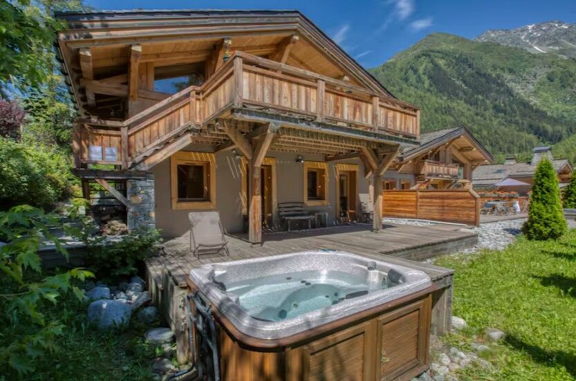Chalet Ardoise | Sleeps 12 - 2