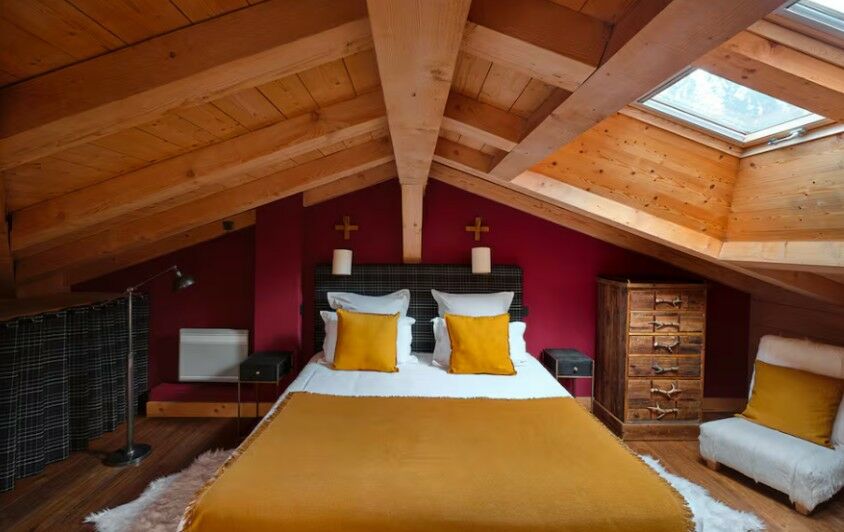 Chalet Ardoise | Sleeps 12 - 9