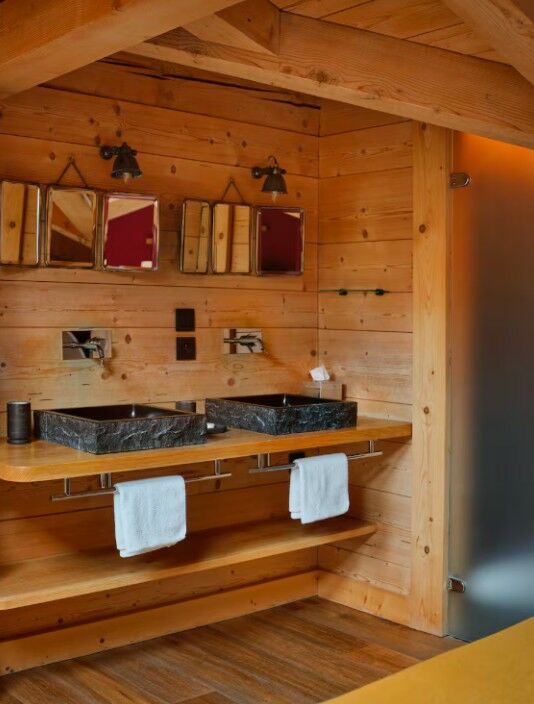 Chalet Ardoise | Sleeps 12 - 11