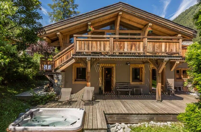 Chalet Ardoise | Sleeps 12 - 20