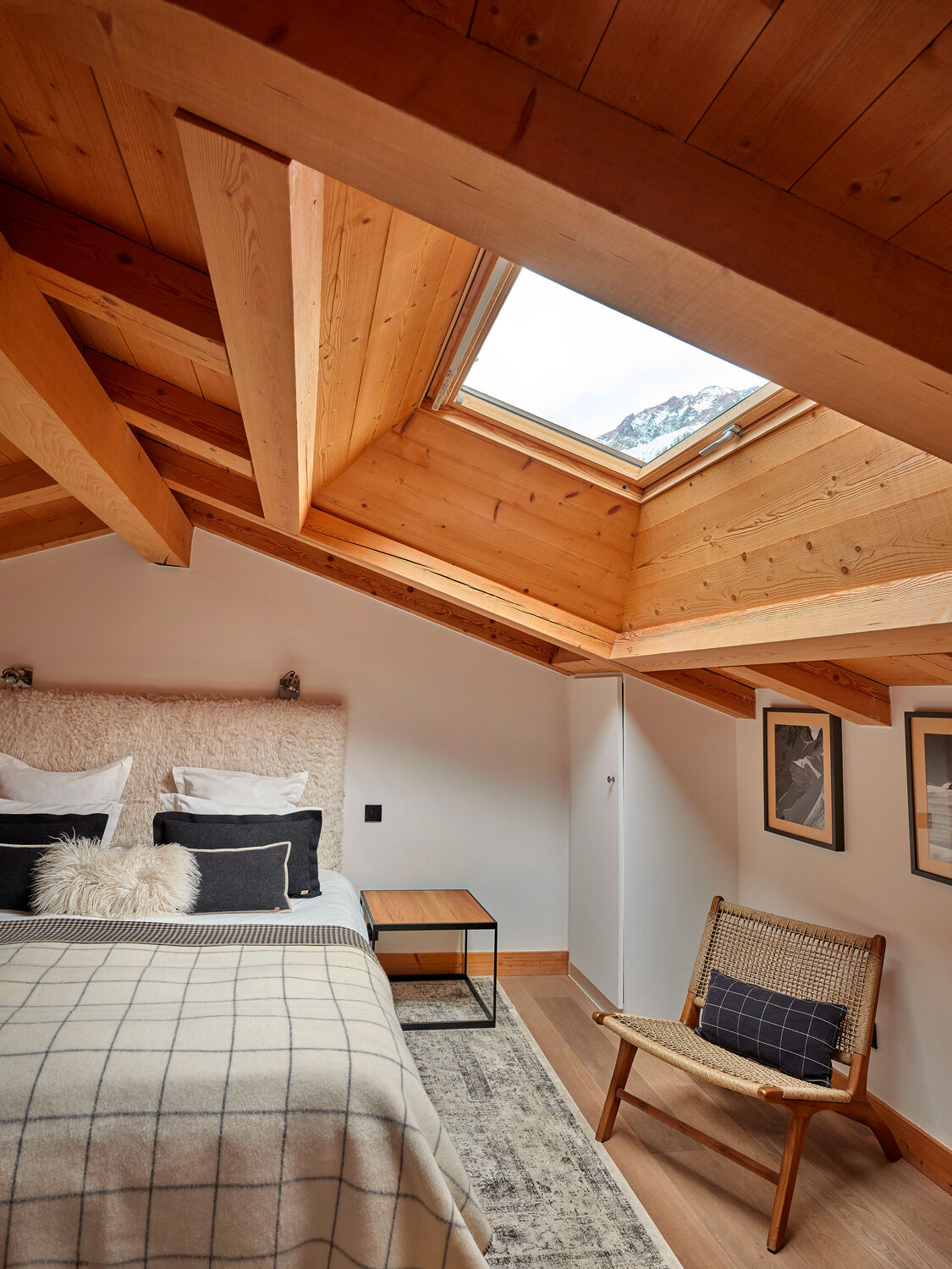 Chalet Quartz | Sleeps 23 - 12