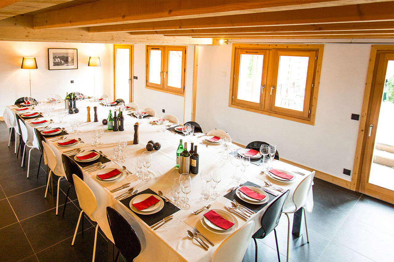 Chalet Quartz | Sleeps 23 - 20