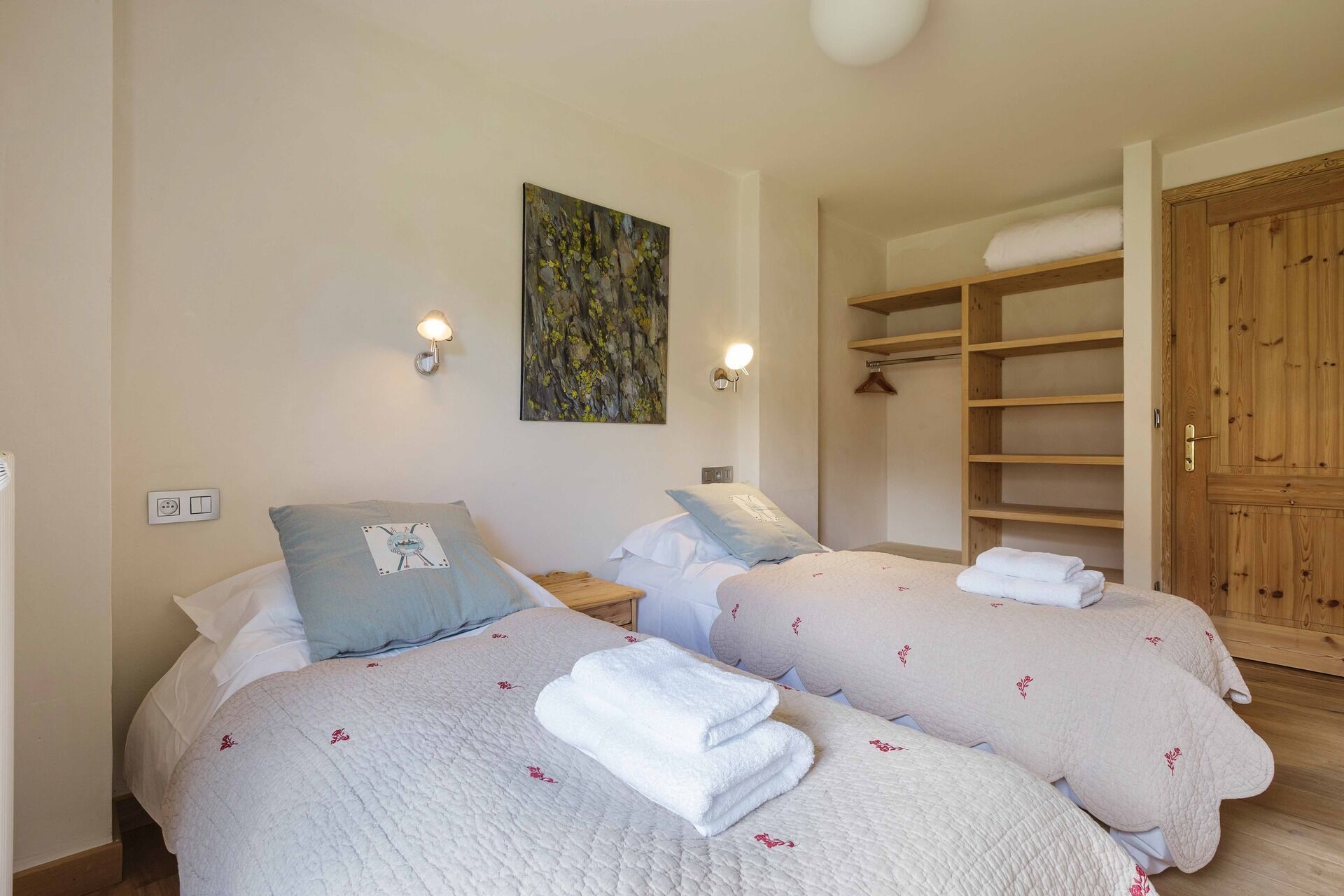 Les Terrasses Spacious, Central 3 Bedroom Apartment - 12