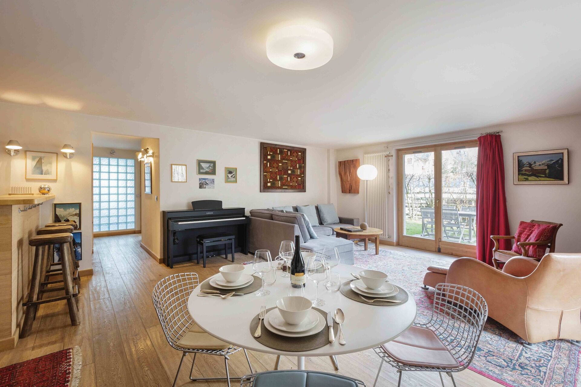 Les Terrasses Spacious, Central 3 Bedroom Apartment - 2