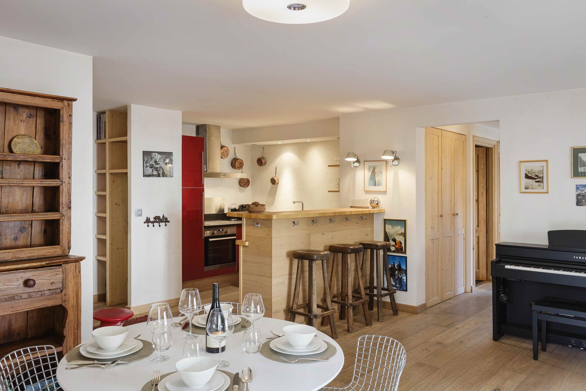 Les Terrasses Spacious, Central 3 Bedroom Apartment - 3