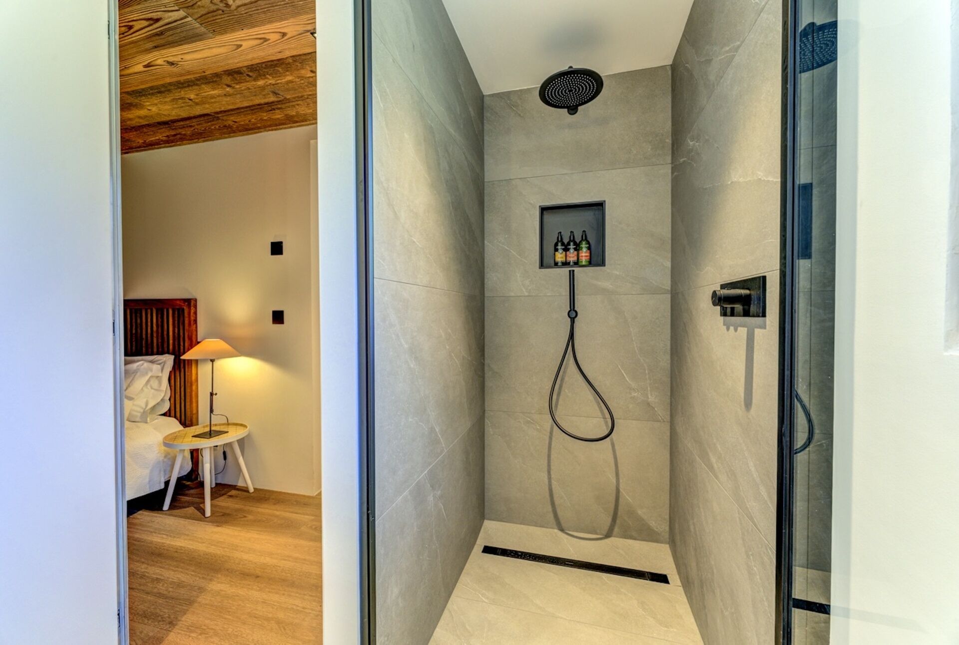 Chalet Fortuna, un bijou au centre de Chamonix - 11