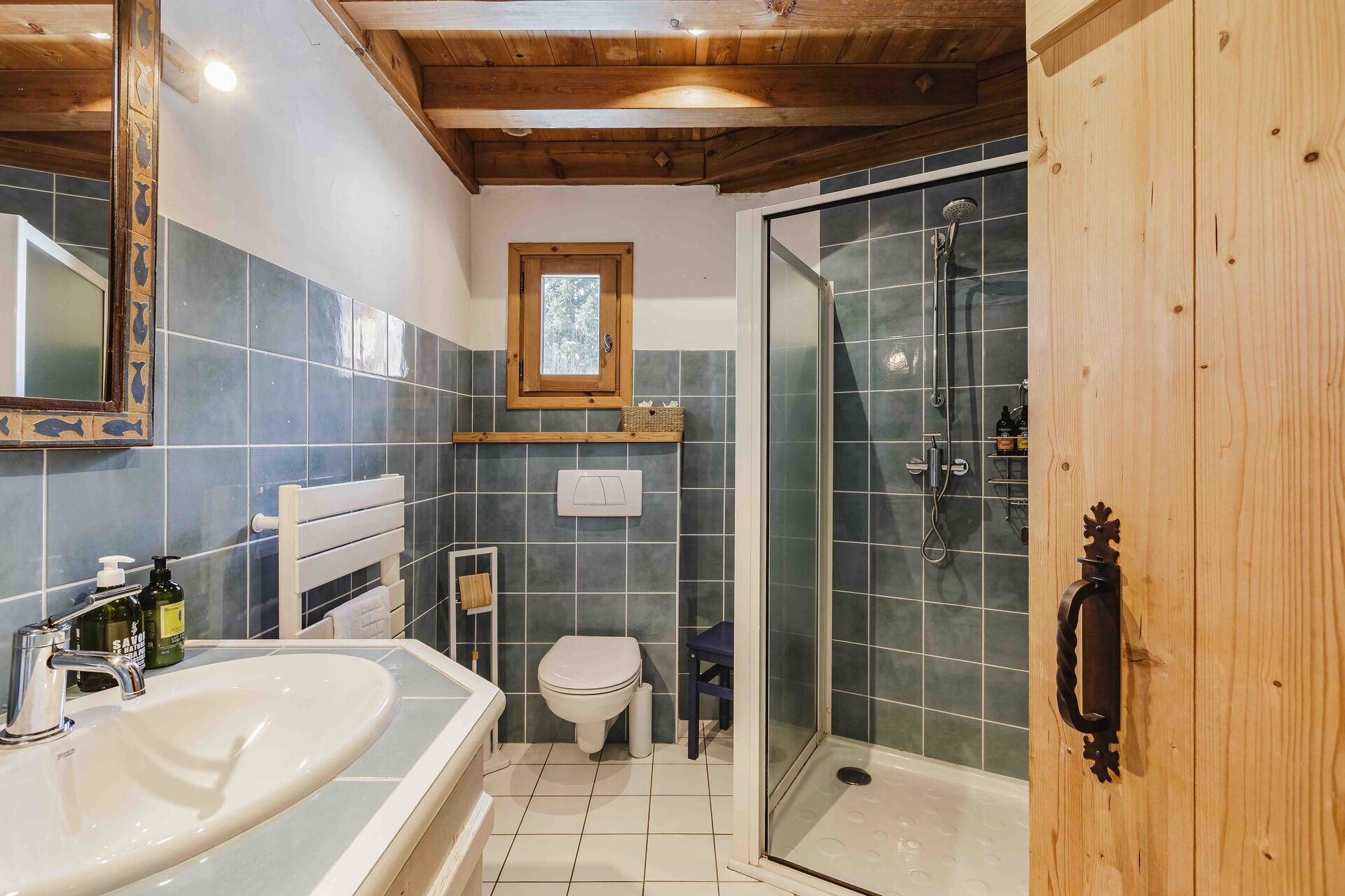 Chalet Guapa, escapade a la montagne, avec jacuzzi - 25