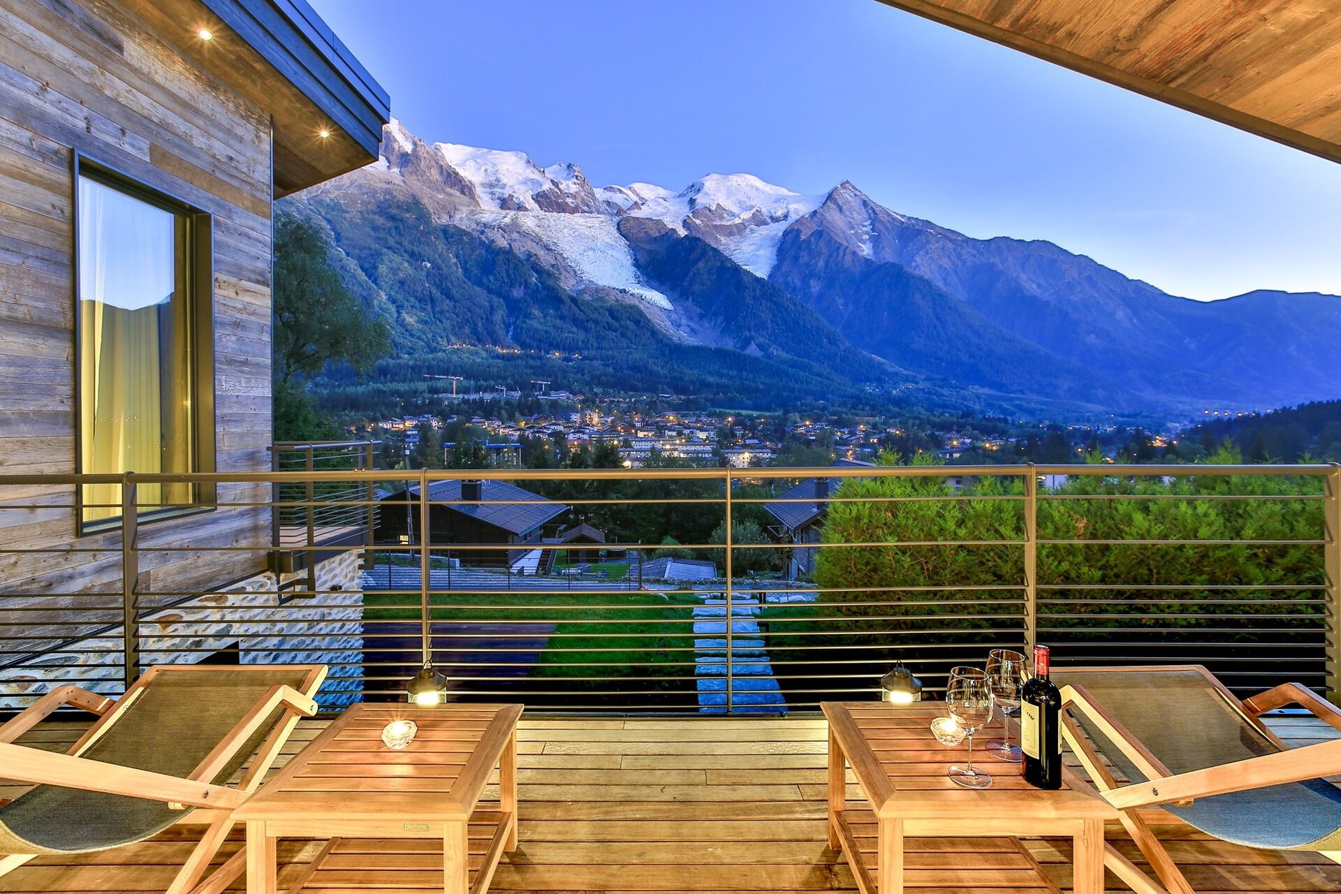 Chalet on the Rocks - 3