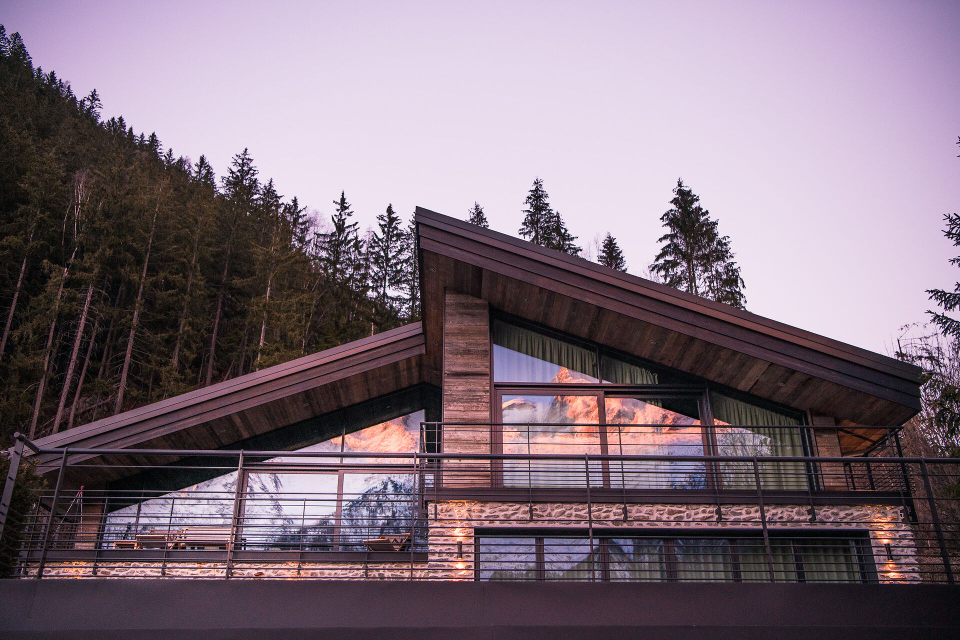 Chalet on the Rocks - 14