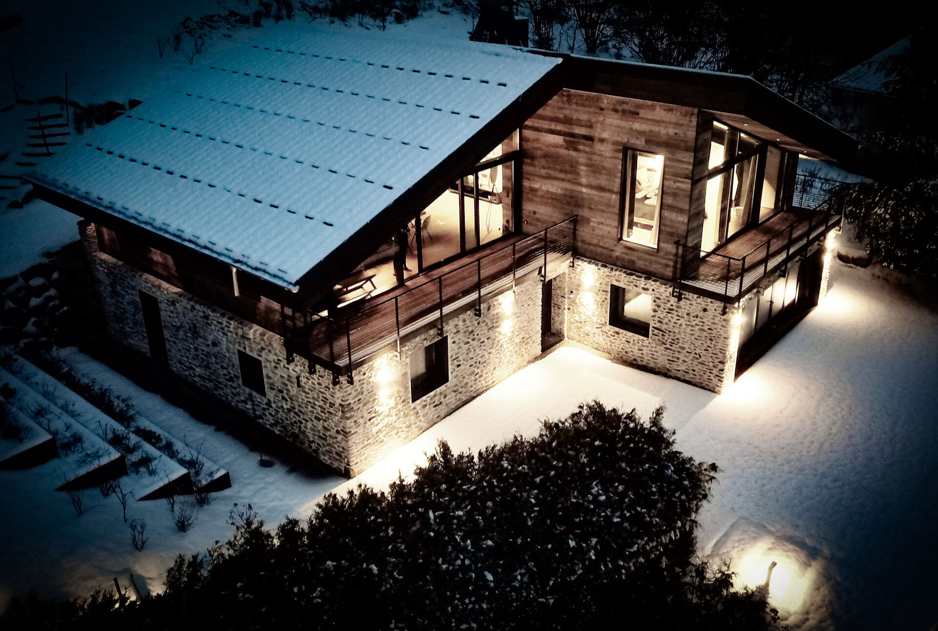 Chalet on the Rocks - 13