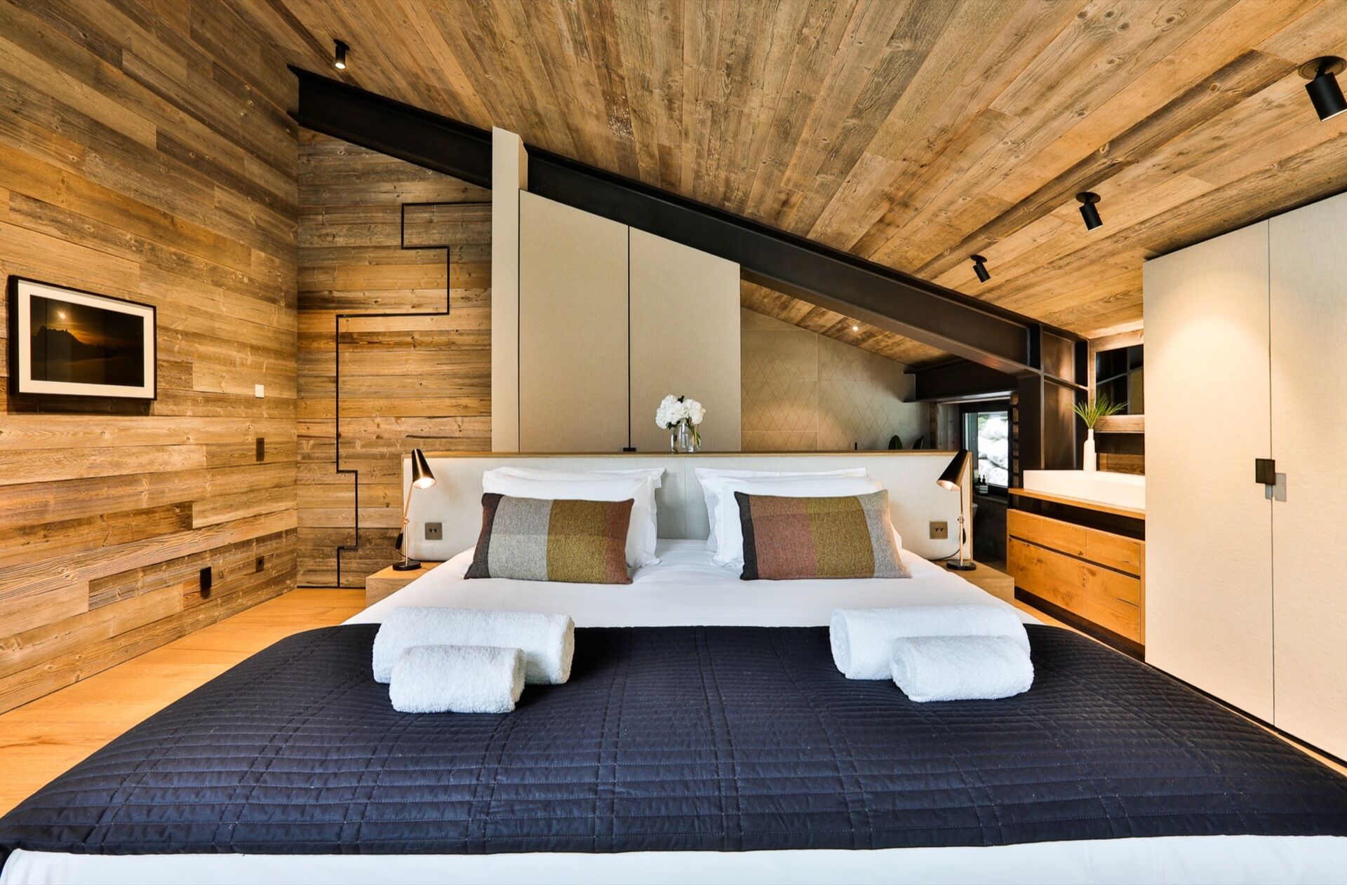 Chalet on the Rocks - 8