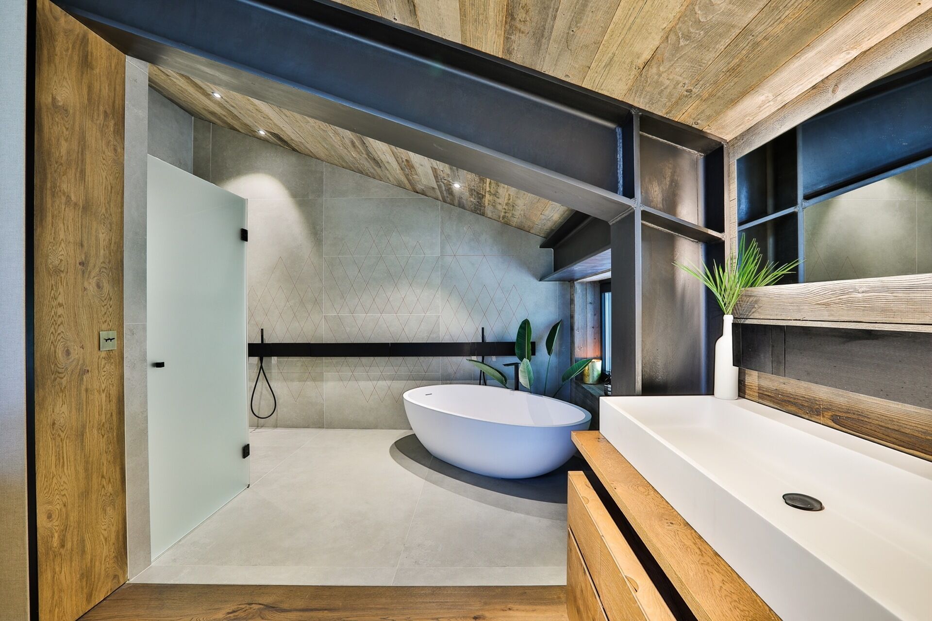 Chalet on the Rocks - 9