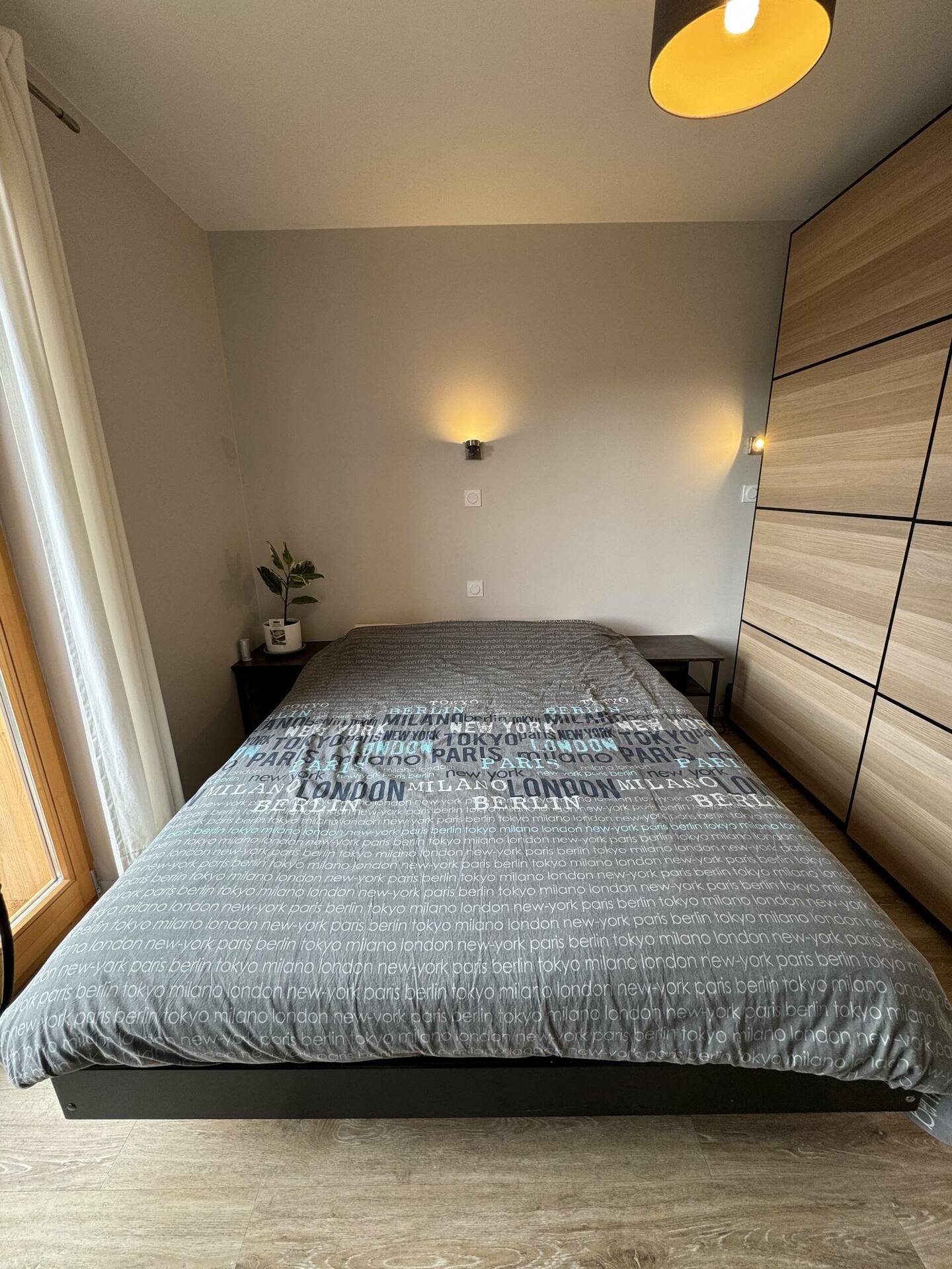 Luxury apartment for 6 people. 3 bedrooms. Terrace. Parking. - 12