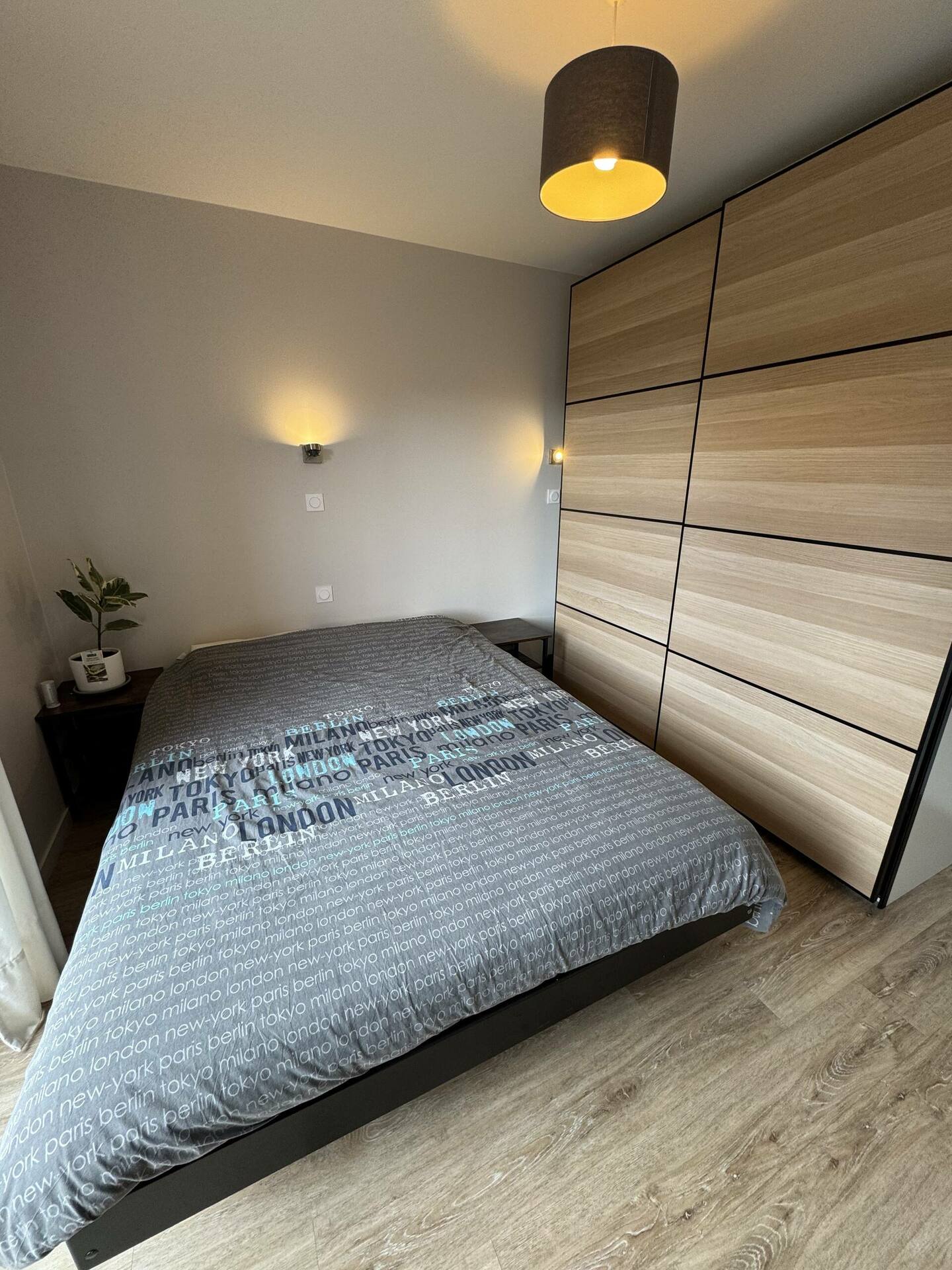 Luxury apartment for 6 people. 3 bedrooms. Terrace. Parking. - 13