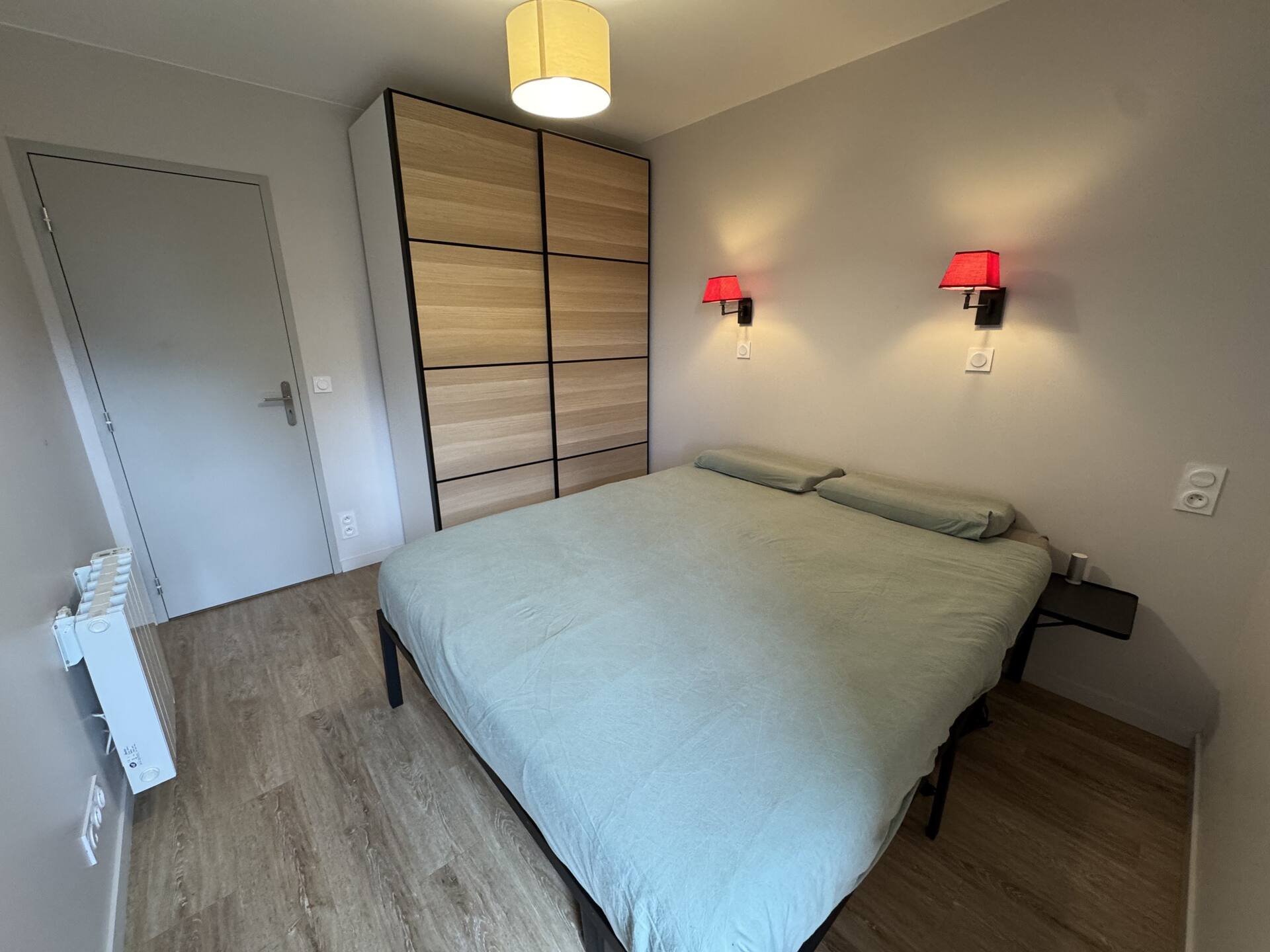 Luxury apartment for 6 people. 3 bedrooms. Terrace. Parking. - 17