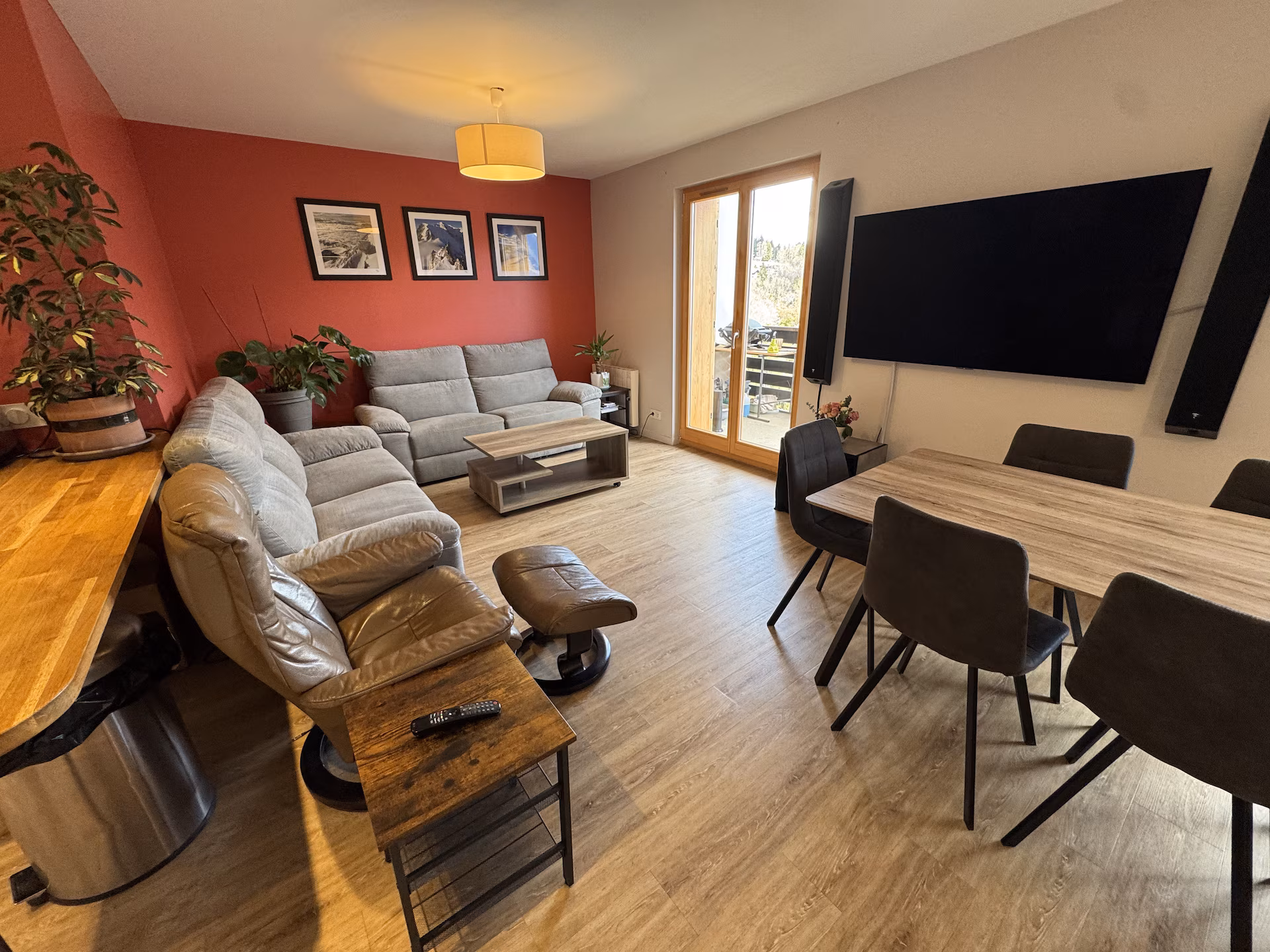 Luxury apartment for 6 people. 3 bedrooms. Terrace. Parking. - 5