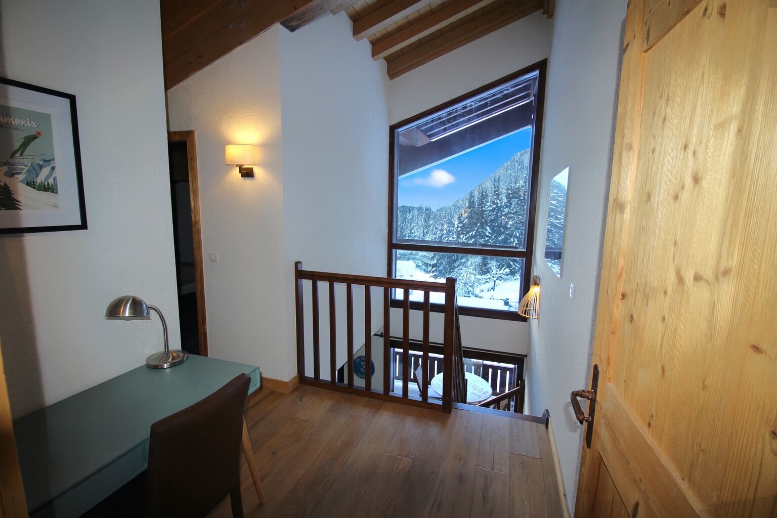 Chez Charles****｜Cosy & Belle vue, Skis aux pieds - Piscine couverte - 8