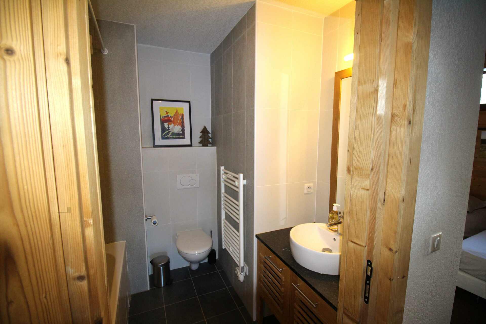 Chez Charles****｜Cosy & Belle vue, Skis aux pieds - Piscine couverte - 7